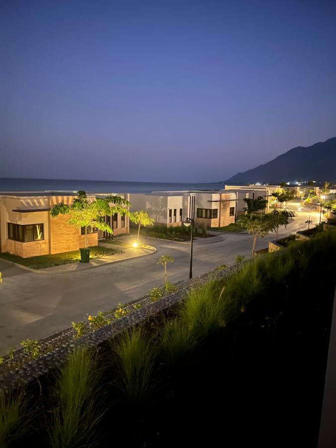 Beach Front Le Bon Villa Μουσκάτ Εξωτερικό φωτογραφία